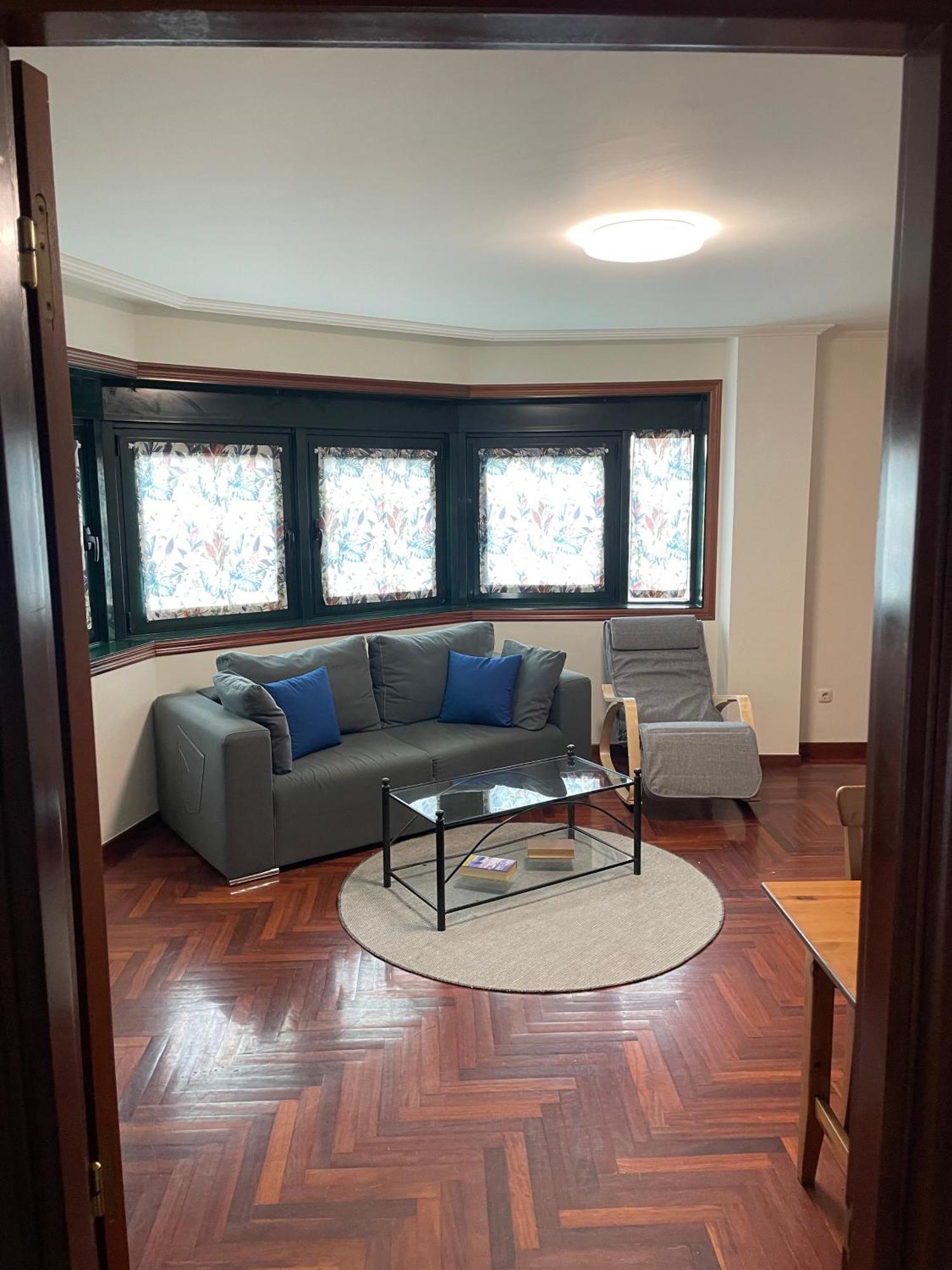 Cangas Piso Completo エクステリア 写真